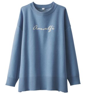 BELLUNA（ベルーナ）の「スウェットライク素材ニットプルオーバー（ニット・セーター）」｜ロゴ(サックス)