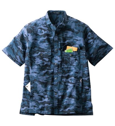 「＜コムルヴァン・オム＞多ポケットカモ柄サッカーシャツ（メンズシャツ）」