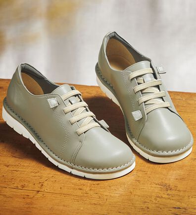 ルフラン（ルフラン）の「＜ラシーナコンフォート＞４Ｅサイドステッチシューズ（スニーカー）」