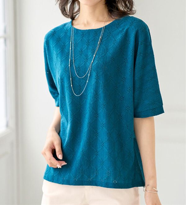 BELLUNA（ベルーナ）の「総レース素材ドルマンプルオーバー（カットソー）」｜詳細画像