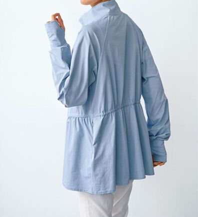 BELLUNA（ベルーナ）の「ギャザー切替ラッシュガードＵＶ対策ジャケット（パーカー）」