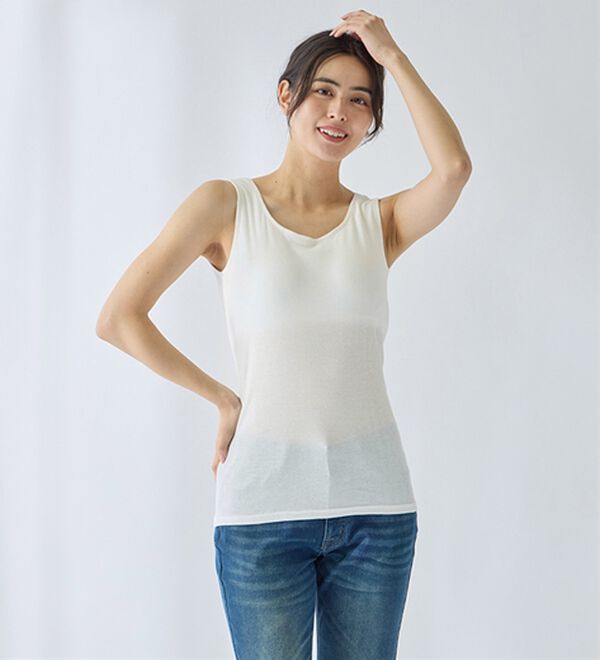 LAVIENNE（ラヴィエンヌ）の「【ムレ嫌いさん必見！】綿１００％涼しいカップ付タンクトップ＜さらりラボ＞（肌着・インナーウェア）」｜詳細画像