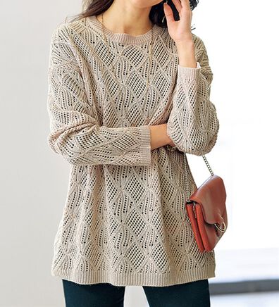 BELLUNA（ベルーナ）の「リーフ柄透かし編ニットチュニック（チュニック）」