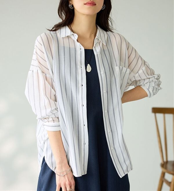 BELLUNA（ベルーナ）の「【接触冷感】透け感バックシャーリングシャツ（シャツ）」｜オフ白系ストライプ