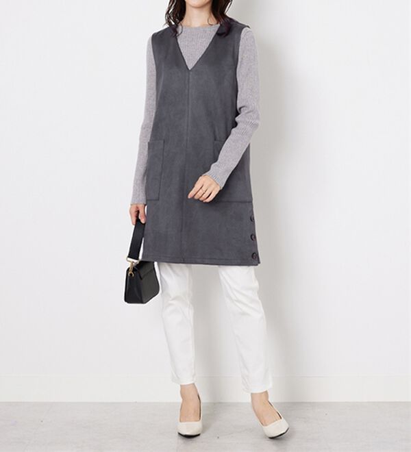 BELLUNA（ベルーナ）の「スエード調サイドボタンジャンパードレス（ジャンパースカート）」｜詳細画像