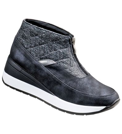 BELLUNA（ベルーナ）の「４Ｅ厚底キルティングショートブーツ（ブーツ）」