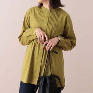 BELLUNA（ベルーナ）の「バンドカラーピンタック使いシャツチュニック（チュニック）」｜ライトグリーン