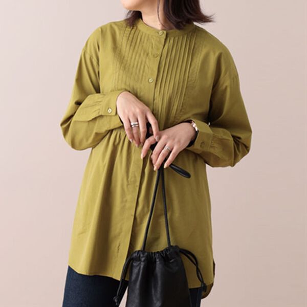 BELLUNA（ベルーナ）の「バンドカラーピンタック使いシャツチュニック（チュニック）」｜ライトグリーン