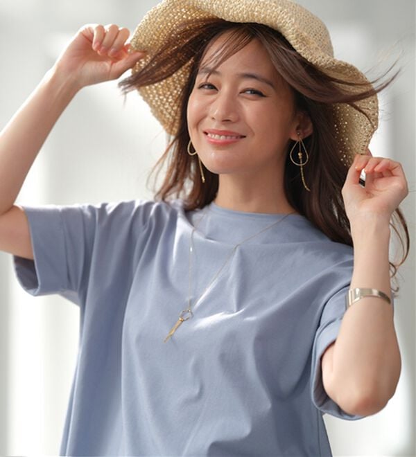 BELLUNA（ベルーナ）の「ヒンヤリ実感！大人顔サマ見えゆったりＴシャツ（Tシャツ）」｜詳細画像