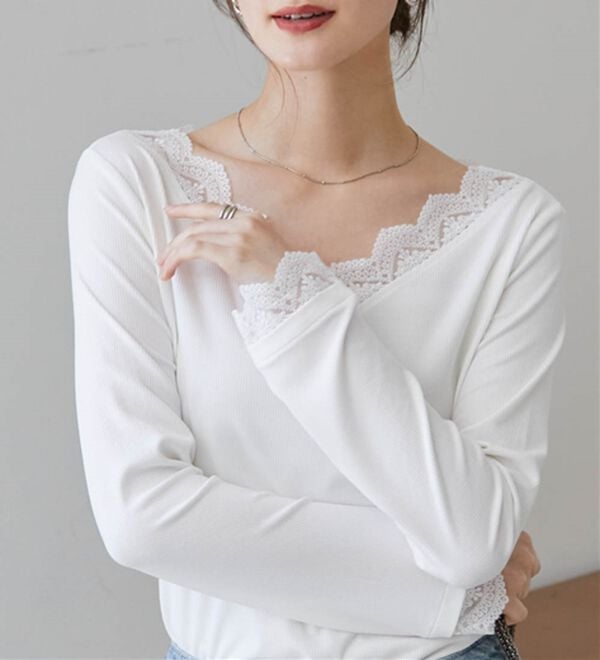 RANAN（ラナン）の「チュールレースＶネックリブロンＴＥＥ（カットソー）」｜詳細画像