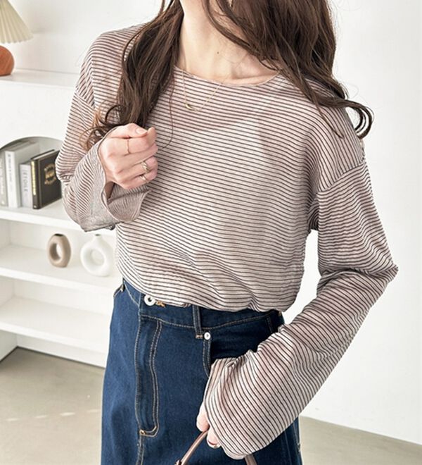 GeeRA（ジーラ）の「シアーボーダーカットソートップス（カットソー）」｜ベージュ系