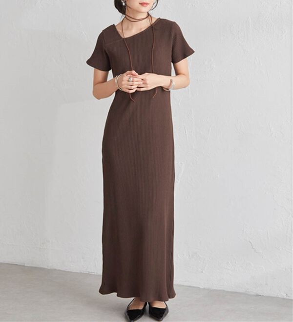 RANAN（ラナン）の「アシメネックハーフスリーブリブワンピース（その他ワンピース）」｜ダークブラウン