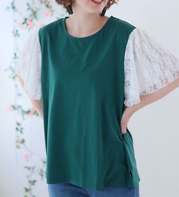 A HAPPY MARILYN（アハッピーマリリン）の「袖２段レース カットソープルオーバー（カットソー）」｜グリーン