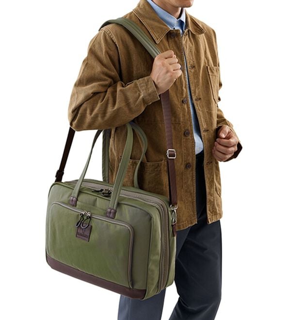 「旅のプロ考案！荷造りが楽しくなるボストンバッグ（その他メンズバッグ）」｜詳細画像