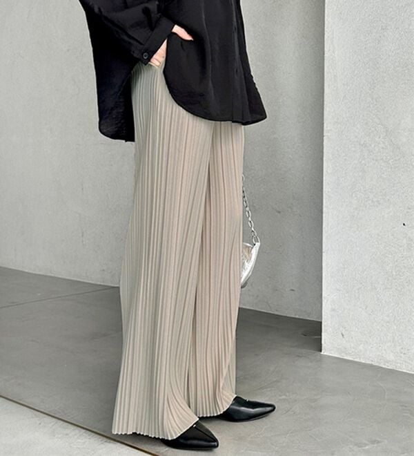 GeeRA（ジーラ）の「セルフカットセミワイドプリーツパンツ（フルレングスパンツ）」｜詳細画像