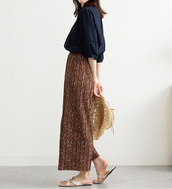 BELLUNA（ベルーナ）の「なめらか素材ゆったりプリーツパンツ（ワイドパンツ・ガウチョ）」｜詳細画像