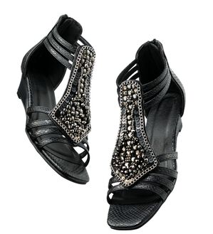 BELLUNA（ベルーナ）の「煌めくスパンコールビジューサンダル（サンダル・ミュール）」｜詳細画像