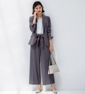 GeeRA（ジーラ）の「【2点セット】選べるボトム！洗えて型くずれしないパンツスーツセット（パンツスーツ）」｜ワイドパンツ／グレーストライプ