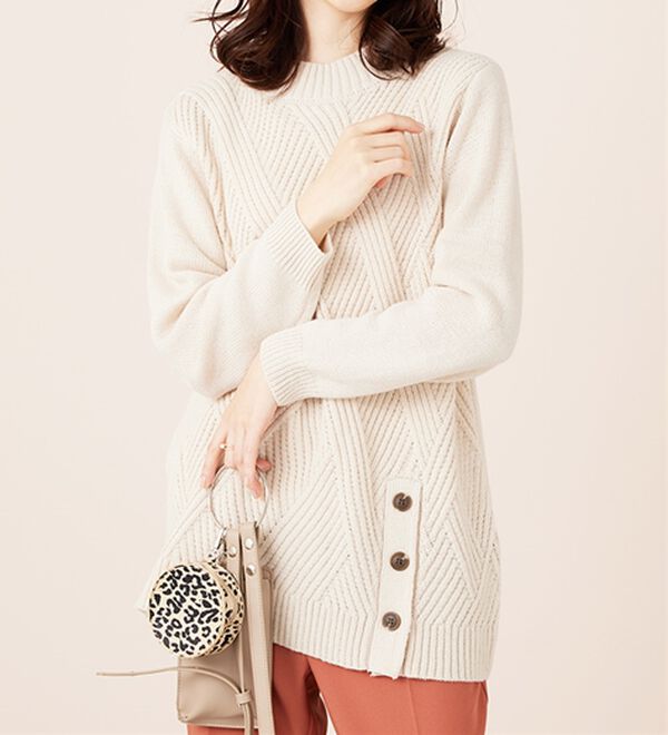 BELLUNA（ベルーナ）の「編地切替サイドボタンチュニック（チュニック）」｜詳細画像