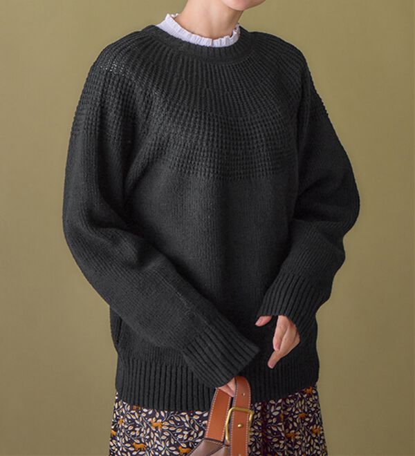 Viola e Viola（ヴィオラ エ ヴィオラ）の「【３つの機能付】求心編みニット（ニット・セーター）」｜詳細画像