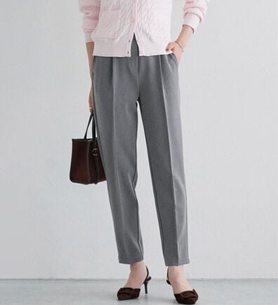 Pierrot（ピエロ）の「【選べる丈】高見えすっきりテーパードパンツ（フルレングスパンツ）」