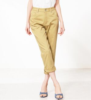 BELLUNA（ベルーナ）の「ヒンヤリ&times;サラリ速乾！綿サテンストレッチ裾リボンクロップドパンツ（クロップドパンツ）」｜イエロー