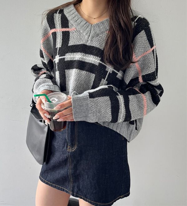 GeeRA（ジーラ）の「チェック柄ニットプルオーバー（ニット・セーター）」｜詳細画像