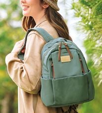 BELLUNA（ベルーナ）の「多収納にこだわった大人はっ水リュック（リュック）」