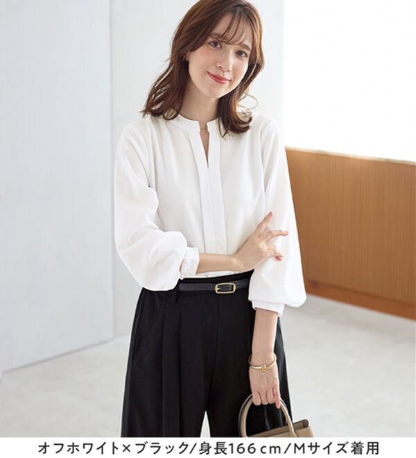 Viola e Viola（ヴィオラ エ ヴィオラ）の「【２点セット】入卒も！お仕事も！楽ちんスキッパーブラウス（ブラウススーツ）」｜詳細画像