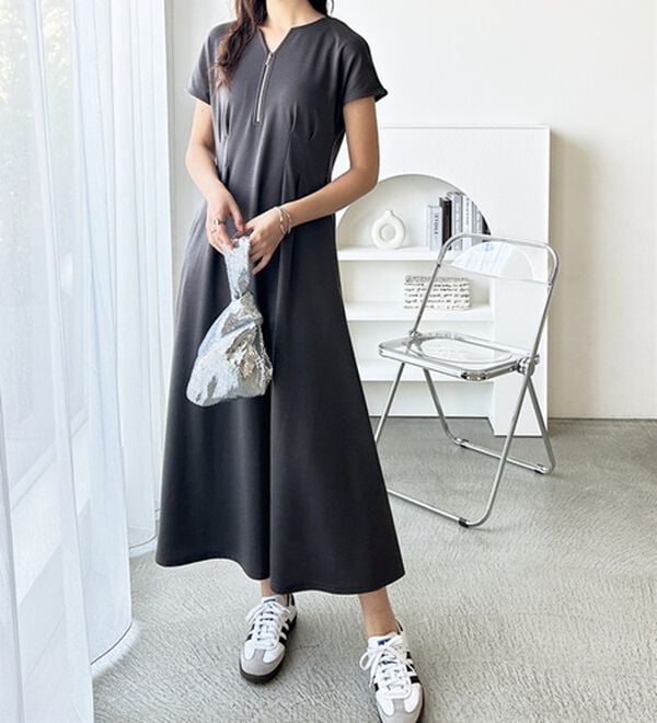 GeeRA（ジーラ）の「前後2WAYハーフジップフレンチ袖ワンピース（カットソーワンピース）」｜詳細画像