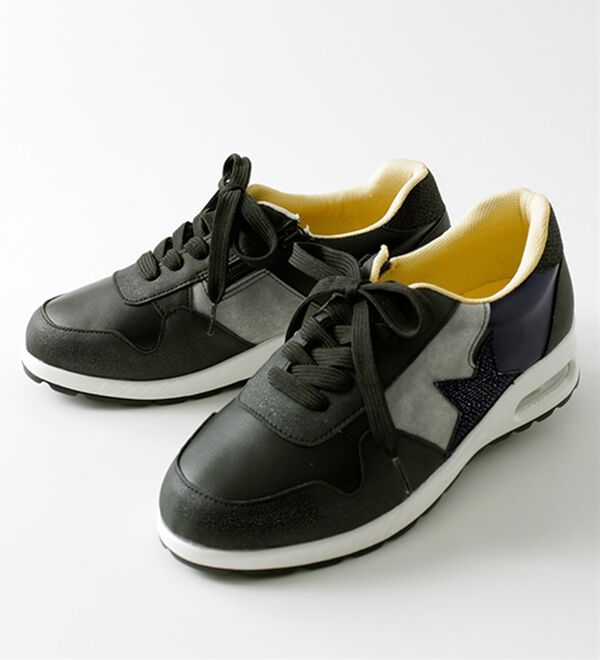 BELLUNA（ベルーナ）の「５Ｅ星モチーフお洒落エアスニーカー（スニーカー）」｜ブラック系