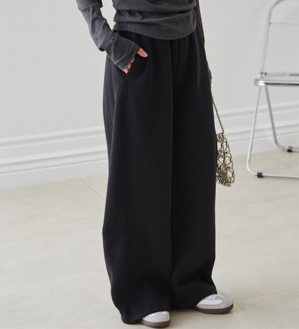 RANAN（ラナン）の「裏起毛カーブスウェットパンツ（その他パンツ）」｜詳細画像