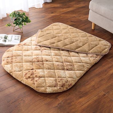 「電気のいらないポケットこたつ（クッション・クッションカバー）」