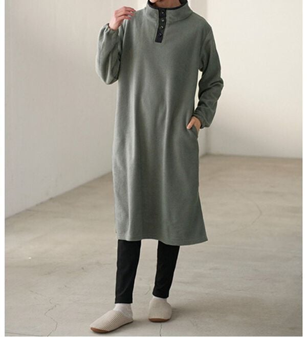 BELLUNA（ベルーナ）の「【レギンス付】すぐ快適！フリースワンピース（カットソーワンピース）」｜詳細画像