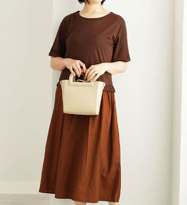 BELLUNA（ベルーナ）の「異素材ドッキングロングワンピース（ロングワンピース）」｜ブラウン系