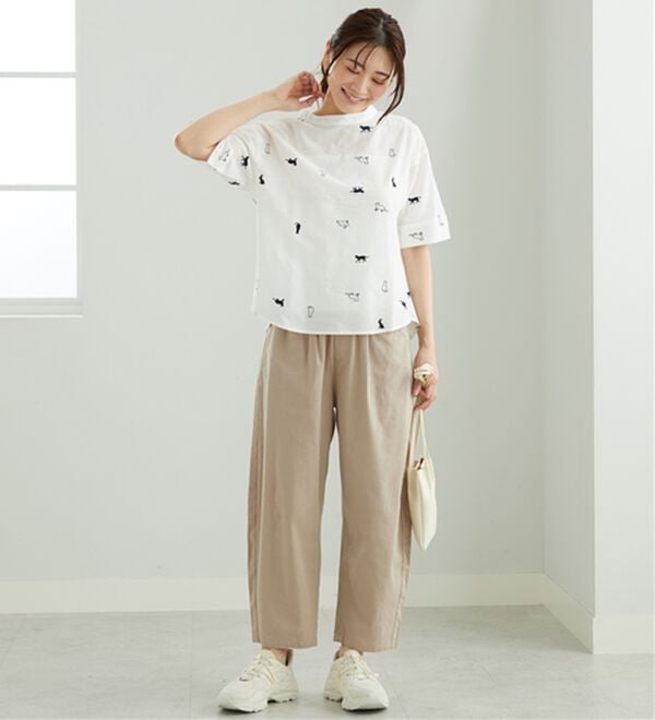 BELLUNA（ベルーナ）の「ネコ&ウサギ刺しゅうブラウス（ブラウス）」｜詳細画像