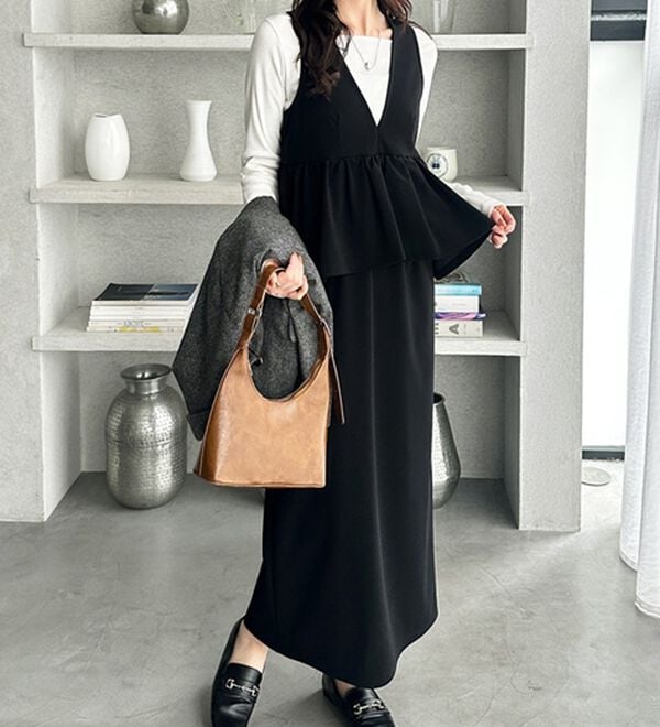 GeeRA（ジーラ）の「楽ちん！ペプラムジャンパースカート（ジャンパースカート）」｜詳細画像