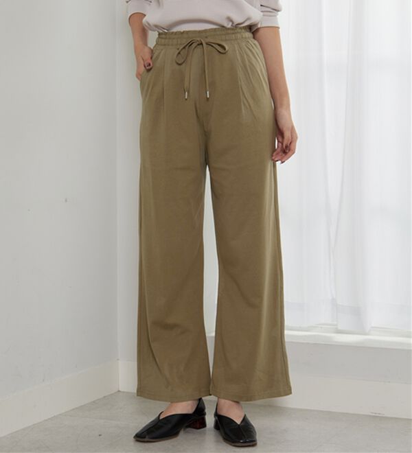 BELLUNA（ベルーナ）の「着心地楽々！綿１００％イージーパンツ（ワイドパンツ・ガウチョ）」｜グレージュ