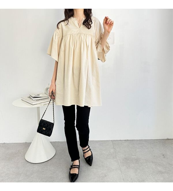 GeeRA（ジーラ）の「フレアー袖キーネックブラウス（ブラウス）」｜詳細画像