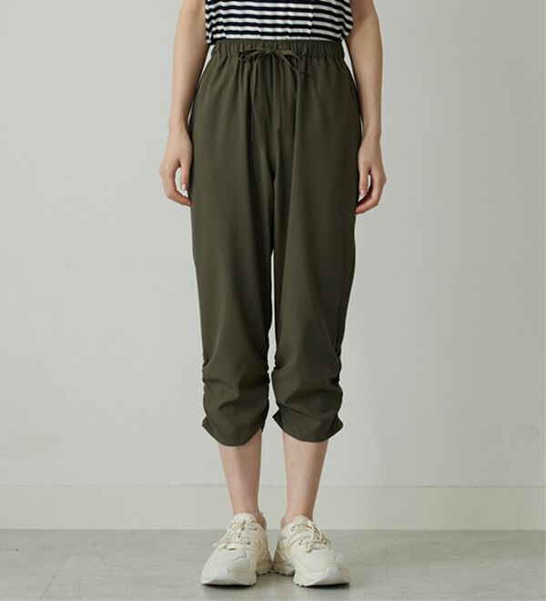 「【接触冷感/UVカット/吸水速乾/軽量】ヒンヤリ＆速乾！裾くしゅクロップドパンツ（クロップドパンツ）」｜詳細画像
