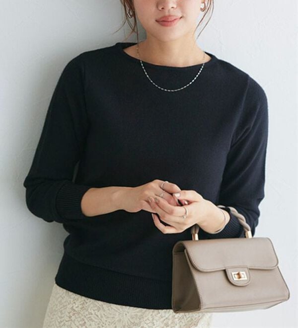 Pierrot（ピエロ）の「【Ｓ～３Ｌ】ネックが選べるプレミアムカシミヤタッチニット（ニット・セーター）」｜詳細画像