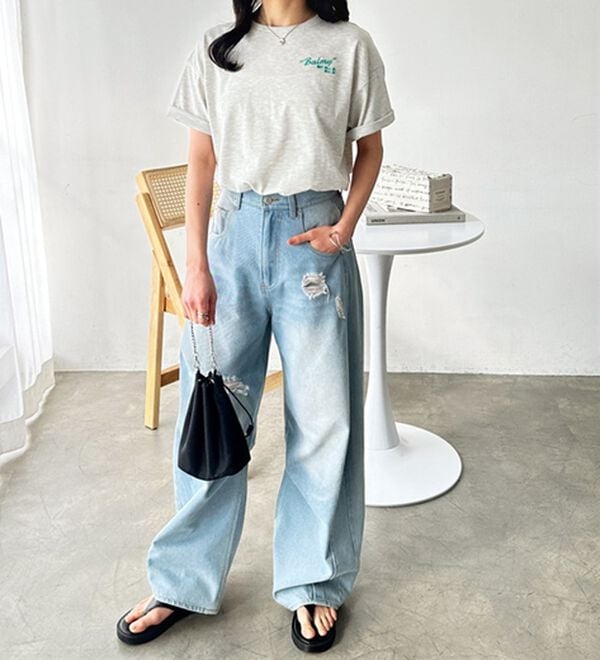 GeeRA（ジーラ）の「サガラ刺繍バックロゴＴシャツ（Tシャツ）」｜詳細画像