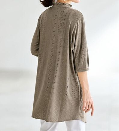 BELLUNA（ベルーナ）の「カットレースフレアーチュニック（チュニック）」