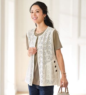 一枚羽織るだけ！レースボタン使いベスト - ベルーナ【公式】