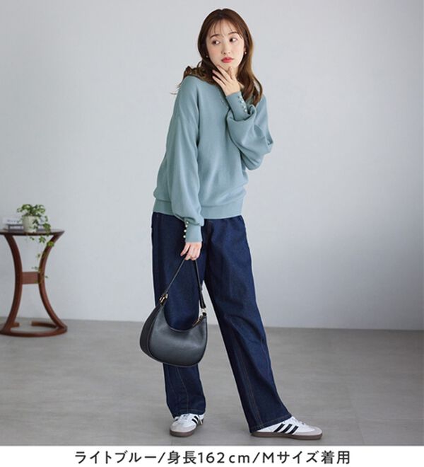 alotta（アロッタ）の「綿１００％のやさしい着心地　ゆったり袖パールトップス（ニット・セーター）」｜詳細画像