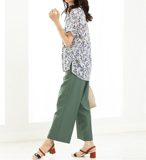 BELLUNA（ベルーナ）の「エアリーツイル裾タックシャツチュニック（チュニック）」｜詳細画像