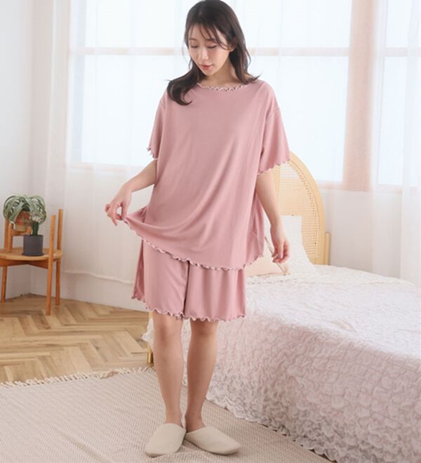 A HAPPY MARILYN（アハッピーマリリン）の「【Ｌ～８Ｌ】タイプが選べる！さらっとろルームウェアセット（パジャマ・ルームウェア）」｜詳細画像