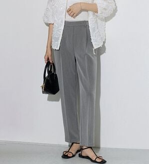 Pierrot（ピエロ）の「【選べる丈】高見えゆるテーパードパンツ（フルレングスパンツ）」｜杢チャコール