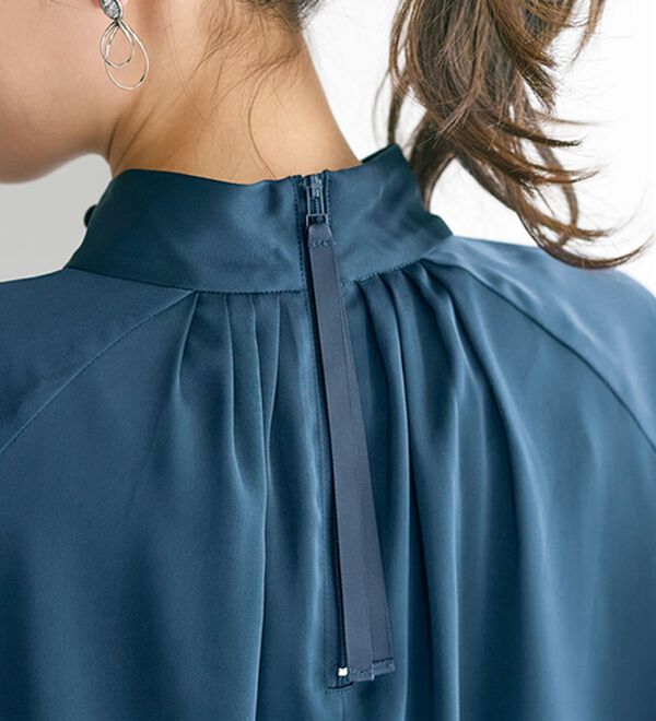 BELLUNA（ベルーナ）の「ふんわりボタン使いボリュームチュニック（チュニック）」｜詳細画像