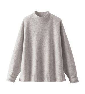 BELLUNA（ベルーナ）の「ウール調ショート丈ニットプルオーバー（ニット・セーター）」｜ライトグレー
